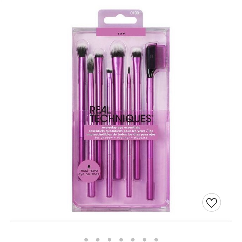 Makeup brushes